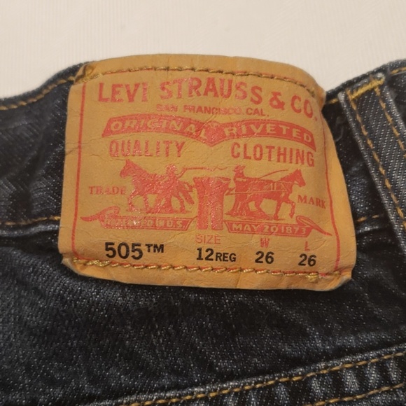 Levi's Jeans - Picture 2 of 6